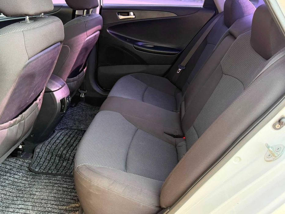 Hyundai Sonata 2011