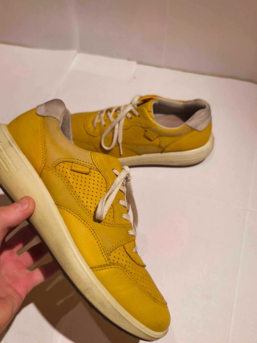Żółte skórzane buty ECCO