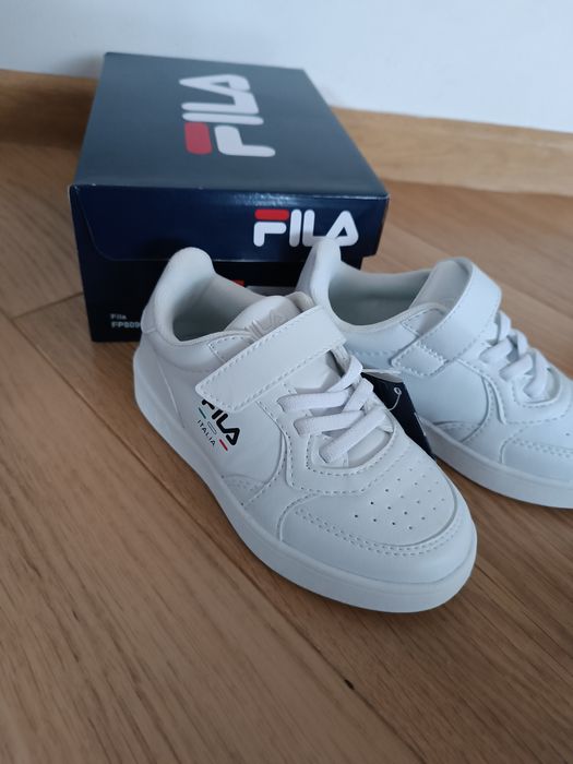 Buty dziecięce Fila roz. 27 nowe sneakersy