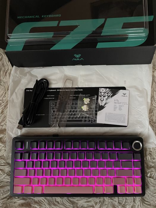 AULA F75 pink gradient механічна ігрова клавіатура RGB