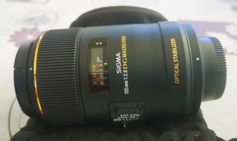 Lente Sigma 105mm/f.2,8 DG OS Macro HSM encaixe Nikon