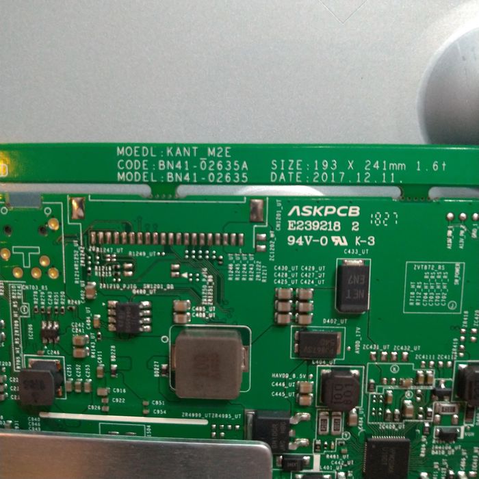 Mainboard TV Samsung ue49nu7105 (ecrã partido)