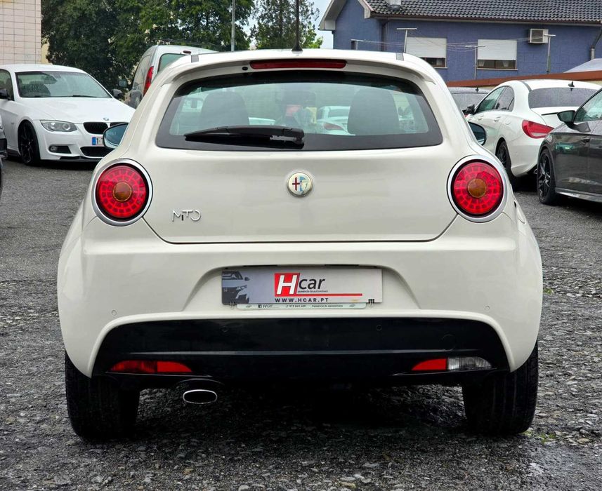 Alfa romeo mito 1.3 jtdm 85cv distintivo