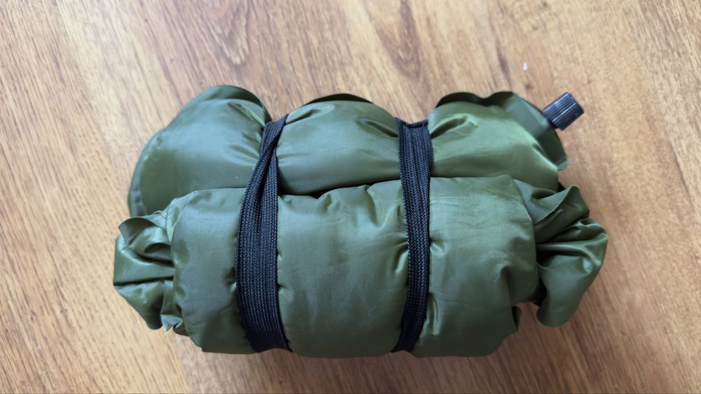Poduszka Samopąpująca Mil-Tec Survival Bushcraft Camping