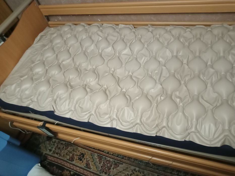 Materac przeciwodleżynowy