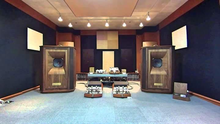 комплект усилителей Unison Research Reference Pre+пара Reference Power