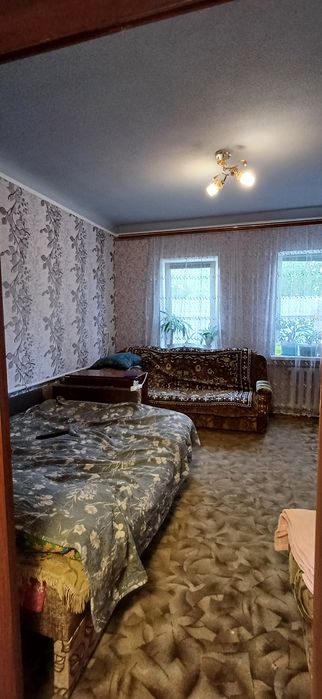 Продам будинок в районі Одеської!!