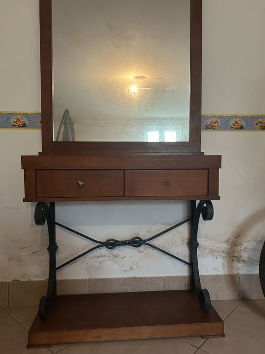 Moveis en cerejeira uzadoa