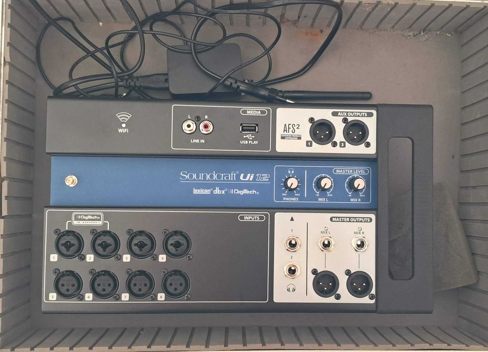 Mesa de mistrura Soundcraft Ui12