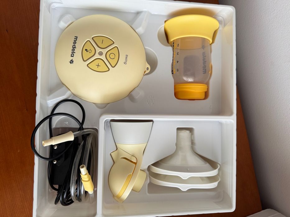 Vendo Bomba de Leite Elétrica MEDELA Swing com acessórios