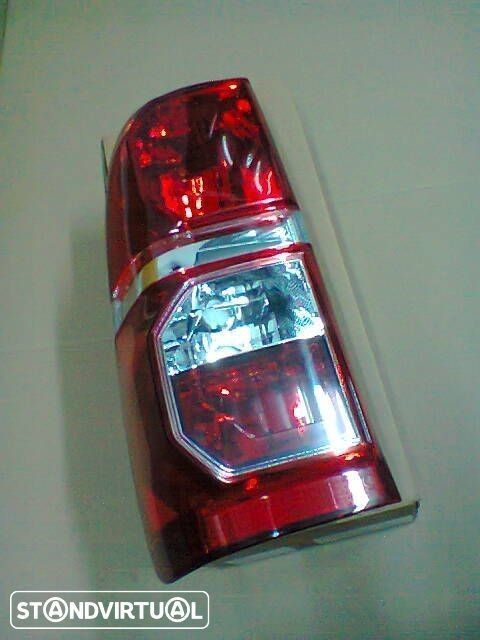 farolins stop toyota hilux 2011-