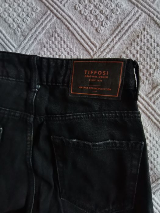 Roupa em Segunda Mão