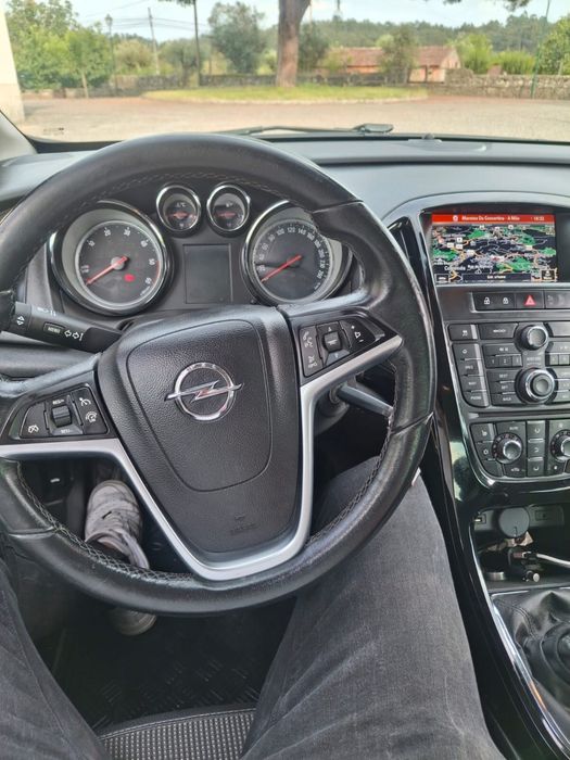 Opel Astra 1600 CDTI OPC Line