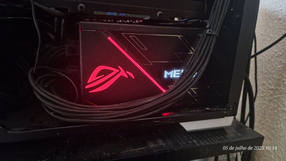 Fonte de alimentação Asus ROG THOR 850w Platinum