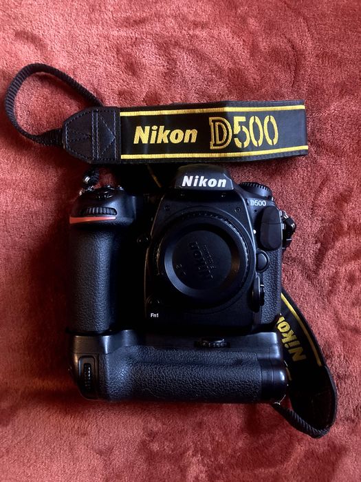 Nikon D500+GRIP=EXCELENTE