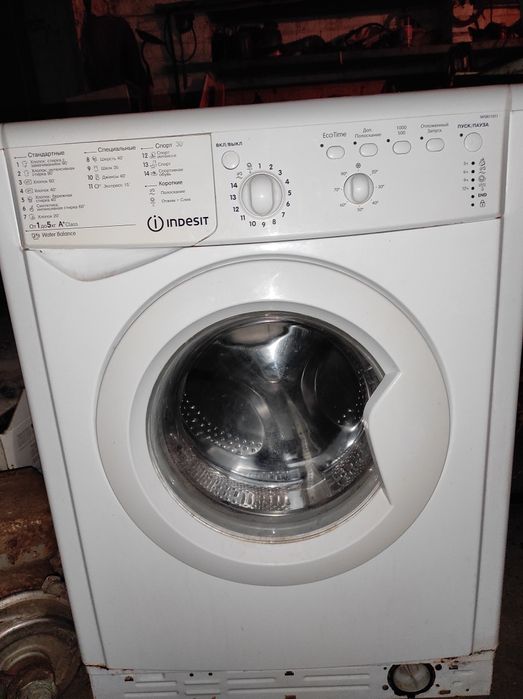 Стиральная машина Indesit на запчасти