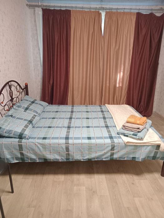 Подобово 1-кімнатна,1 поверх