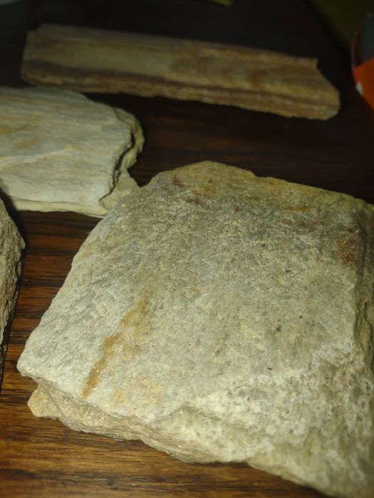 Zestaw ozdobnych  kamieni mineralnych
