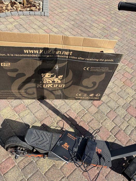 Kukirin g2 2025 ładny stan niski przebieg
