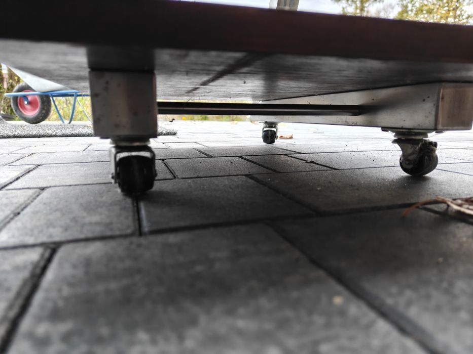 Barek na kółkach 70 cm wysoko stan jak nowy