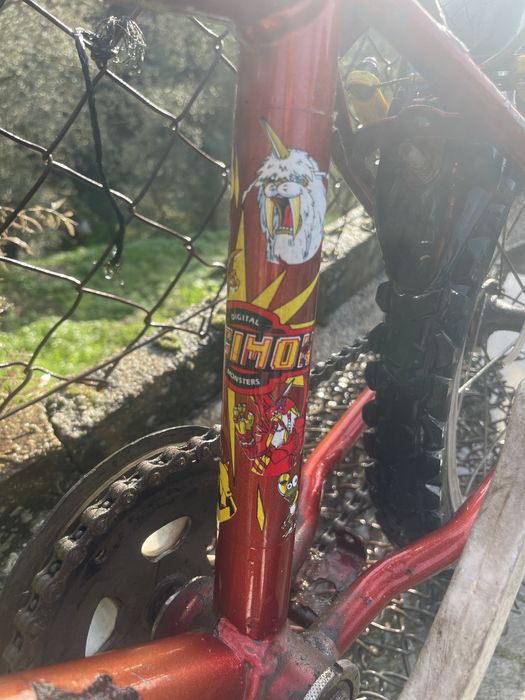 Bicicleta de Criança - Digimon