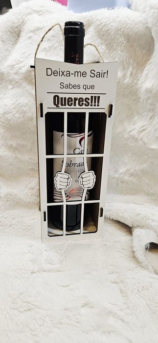 Caixa de vinho personalizada
