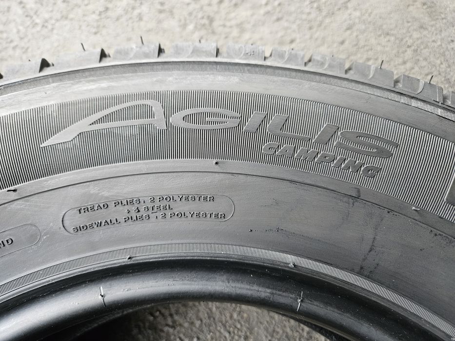 Kpl Opon Letnich Michelin Agilis Camping 225.75.16 CP 116Q Rok 2023