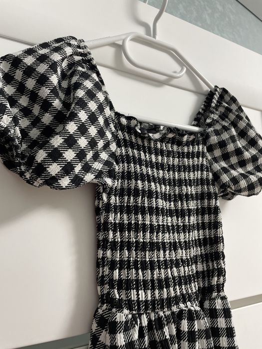 Сукня святкова на дівчинку 128-134