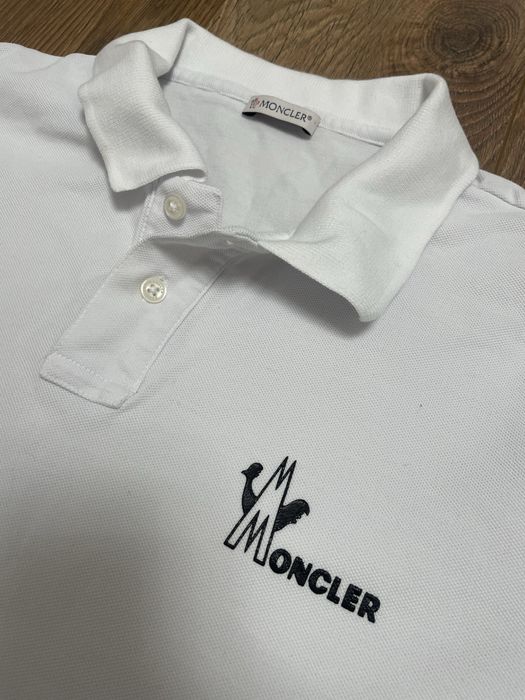 Футболка Moncler