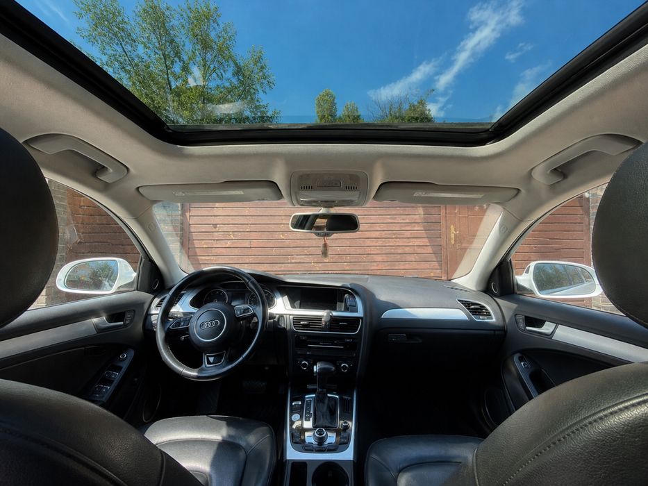 Подам Audi A4 S line 2015 року
