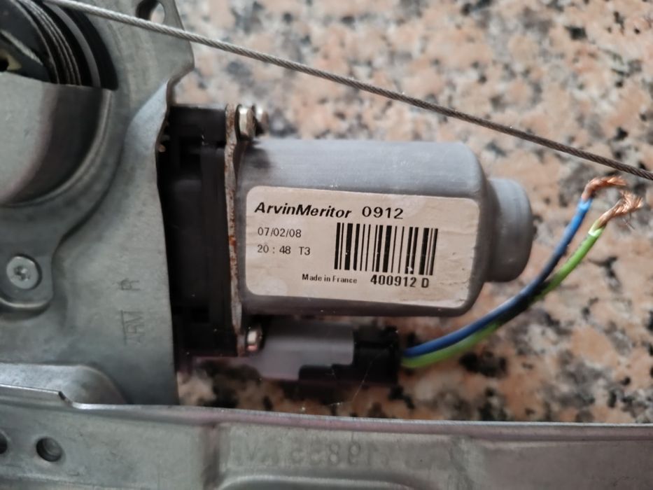 Elevador Vidro PEUGEOT 207 3P ARM119855 lado direito