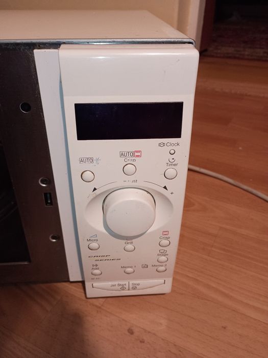 Kuchenka mikrofalowa Whirlpool VIP20 używana ( do kuchni, na działkę,