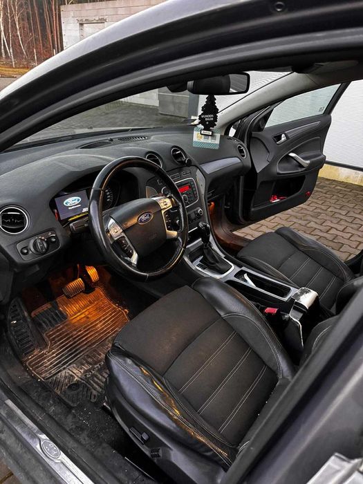 Ford Mondeo 2.0 Kombi 240KM automat