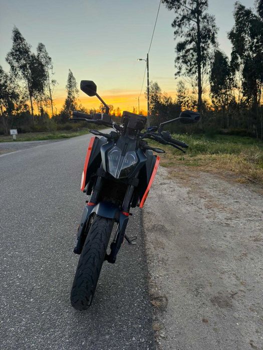 KTM DUKE 125 2024