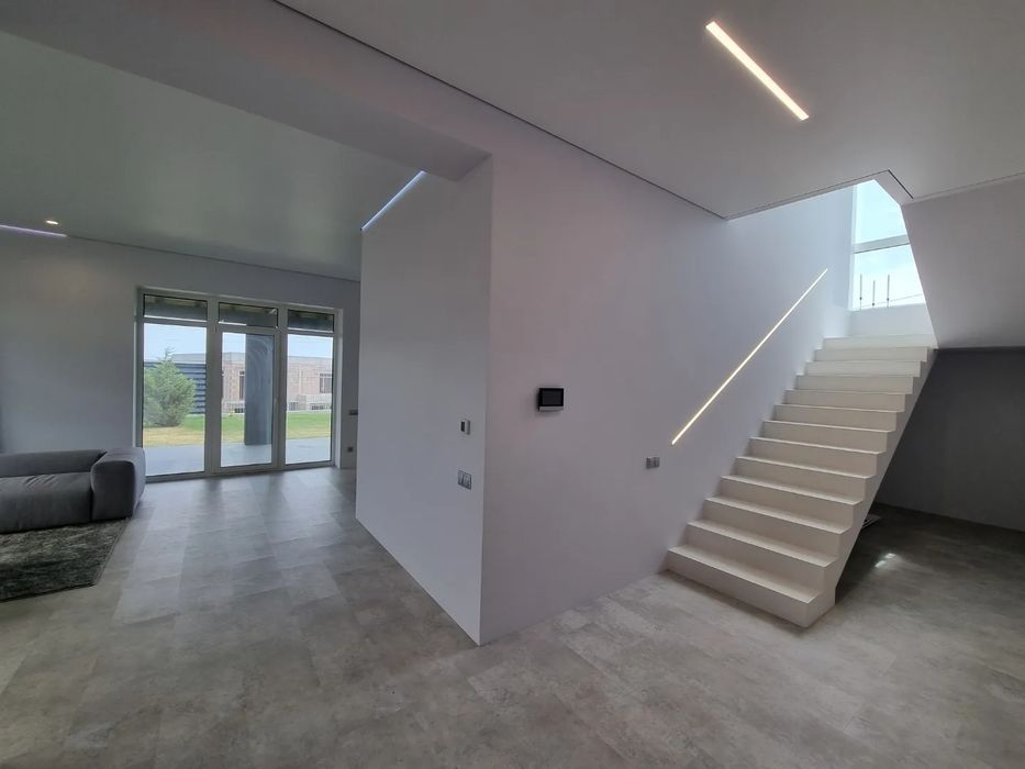 Будинок 206 м2 панорама 180° з ремонтом с. Лісники Обухівский район