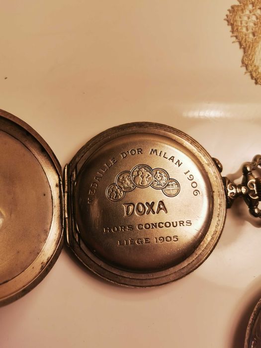 Kieszonkowy zegarek Doxa