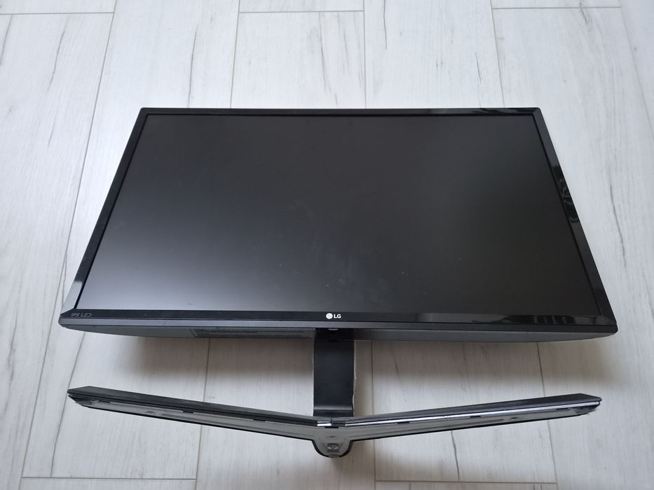 Monitor LG 24 cale