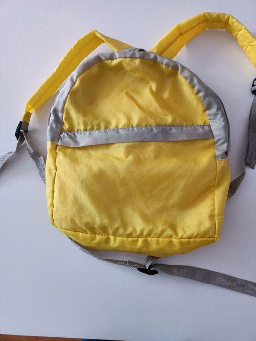 Plecak z peleryną 2 w 1 firmy Content