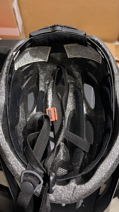 Capacete de ciclismo KTM