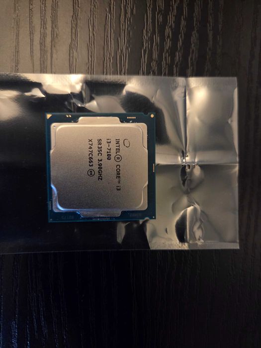 Procesor INTEL i3-7100 LGA1151