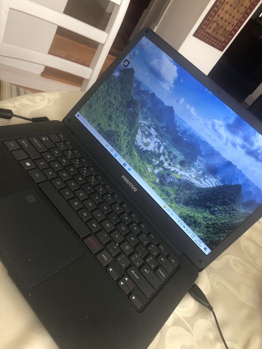 Notebook da marca Positivo