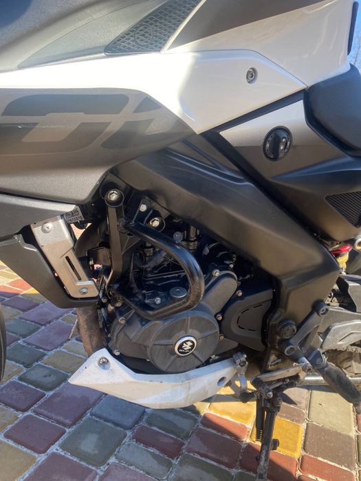 Bajaj pulsar ns 200