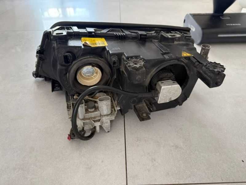 Lampy przód BMW E46 Xenon europa