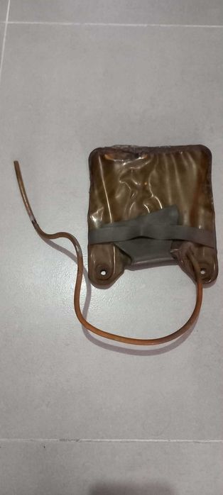 Bomba manual limpa para-brisas Renault 4L + Deposito