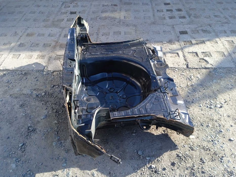 OPEL CORSA E pas tylny wanna tył podłużnice Z20R