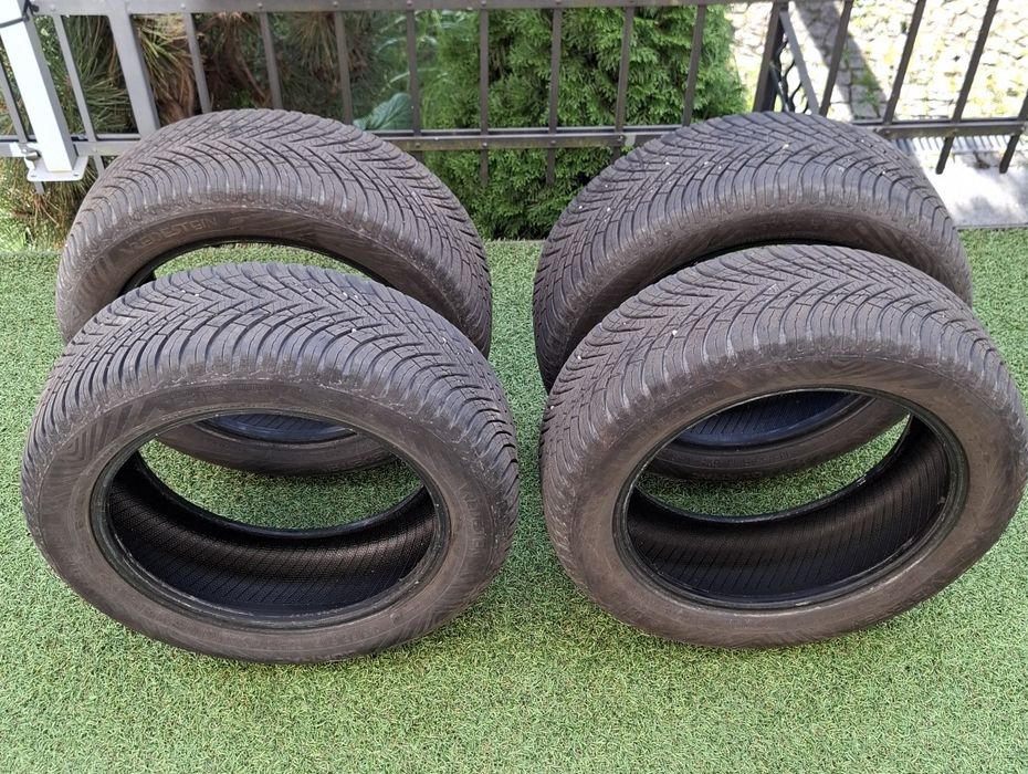 Vredestein quatrac 185/55 r15 82h wielosezonowe