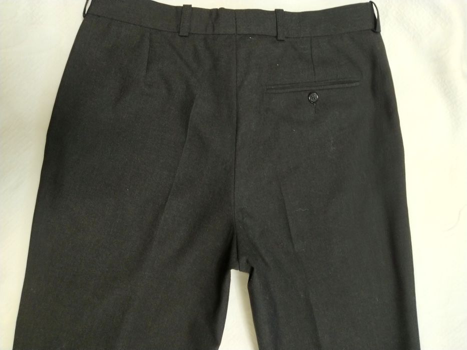 Fato completo masculino da marca L'abito