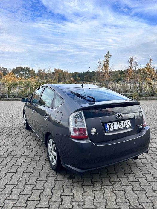 Samochód Toyota Prius 2007 .