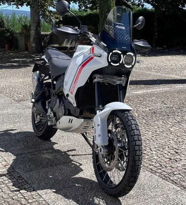 Ducati DesertX 2022