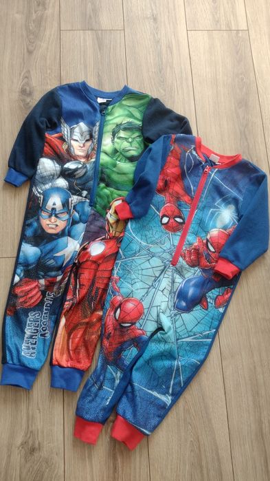 Pizamki dla chłopca jednoczęściowe roz 98-104